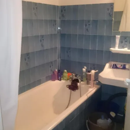 Privée Dans Un En Colocation à A3c6 Habitación en casa particular Grenoble