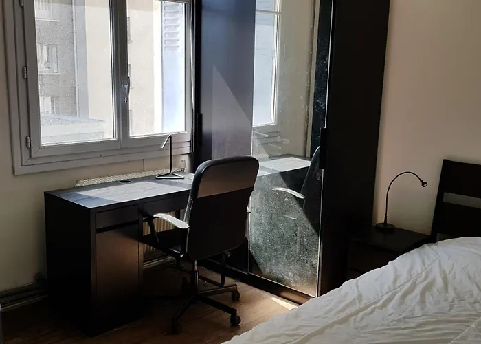 בית אירוח Privee Dans Un En Colocation A A3c6